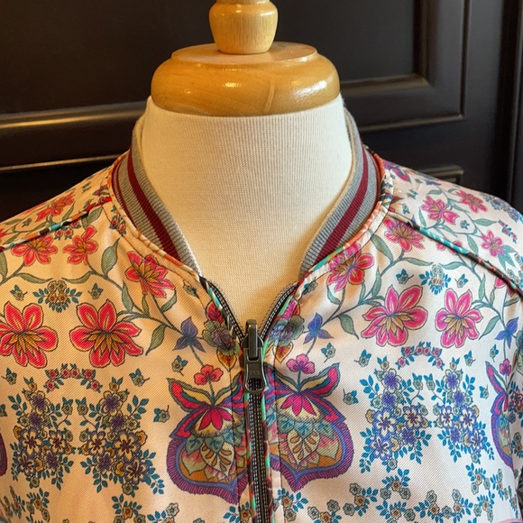 Johnny Was Silk Reversible Bomber Jacket - Picture 6 of 11